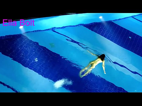 ❤️ Ùn possu micca piantà di fighjulà, ghjovana bionda catturata nuda in piscina ELLA BOLT ❤❌ Porno à porn co.extratorrents.top ☑