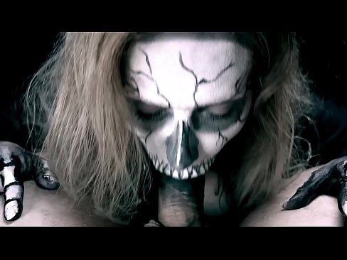 ❤️ Ragazza demonia chì succhia u cazzo cù a so bocca nera è ingoia cum. ❤❌ Porno à porn co.extratorrents.top ☑