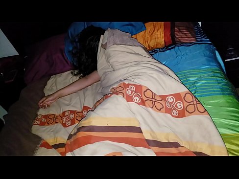 ❤️ Stepson rimprovera a so ghjovana matrigna mentre dorme. ❤❌ Porno à porn co.extratorrents.top ☑